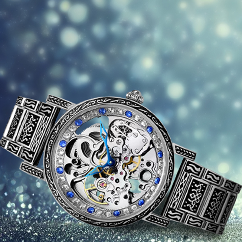 A men's vintage luxury high-st - Luxury Watch Engraving incelemesi ve fiyatı