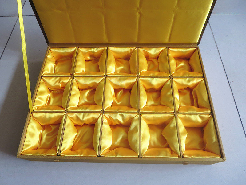 Vintage Chinese Style Silk Gif - Luxury Watch Events incelemesi ve fiyatı
