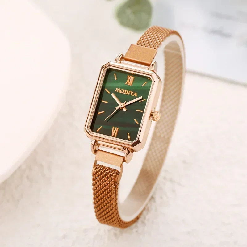 Women Watches Fashion Square L - Luxury Watch With Green Dial incelemesi ve fiyatı