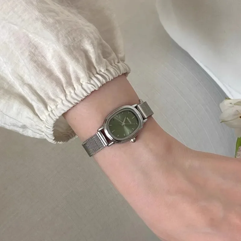 Small Oval Dial Green Watch Si - Luxury Watch With Green Dial incelemesi ve fiyatı